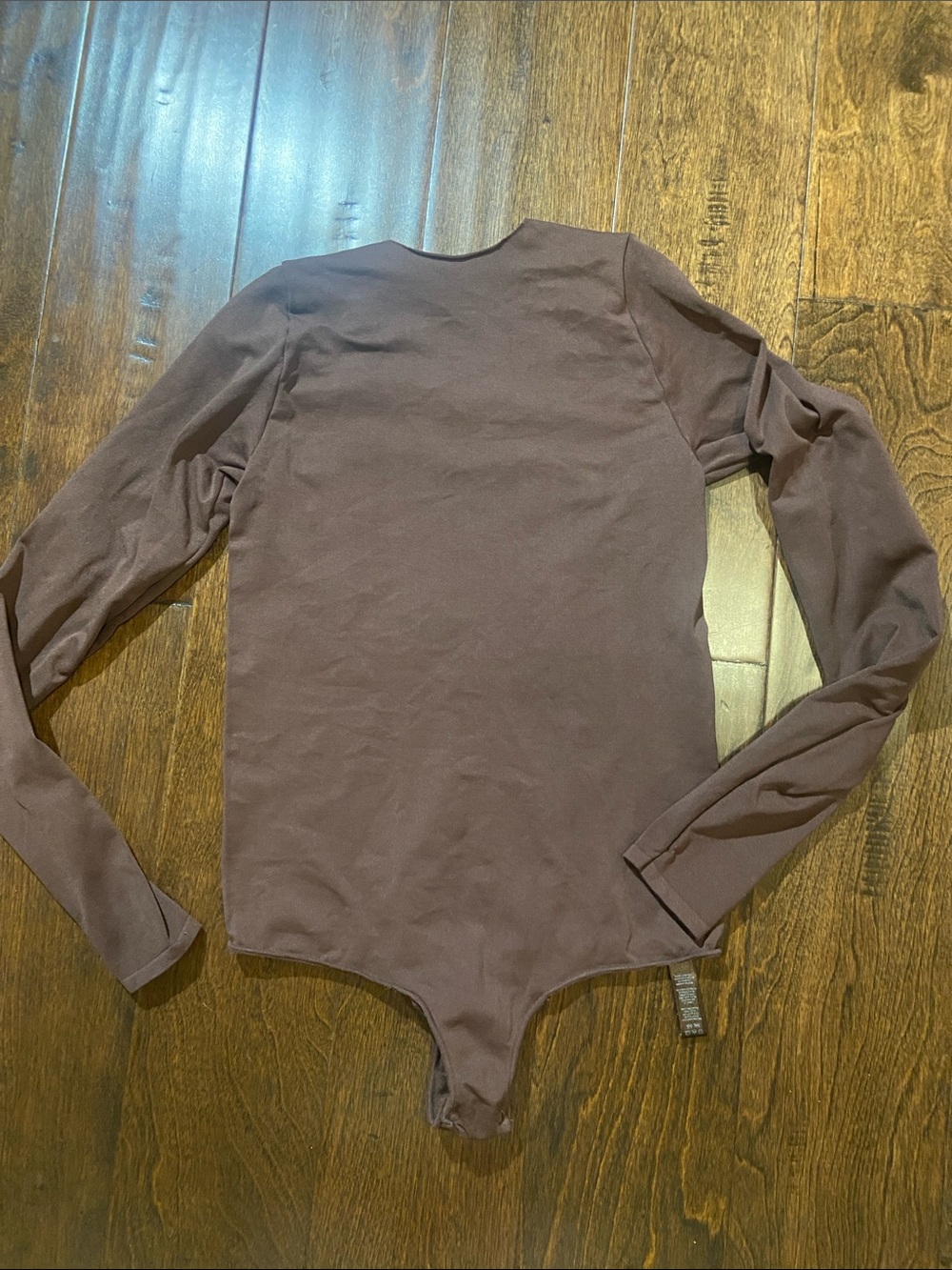 SKIMS Essentials Crew Neck Long Sleeve Bodysuit Color brown Sz L/XL